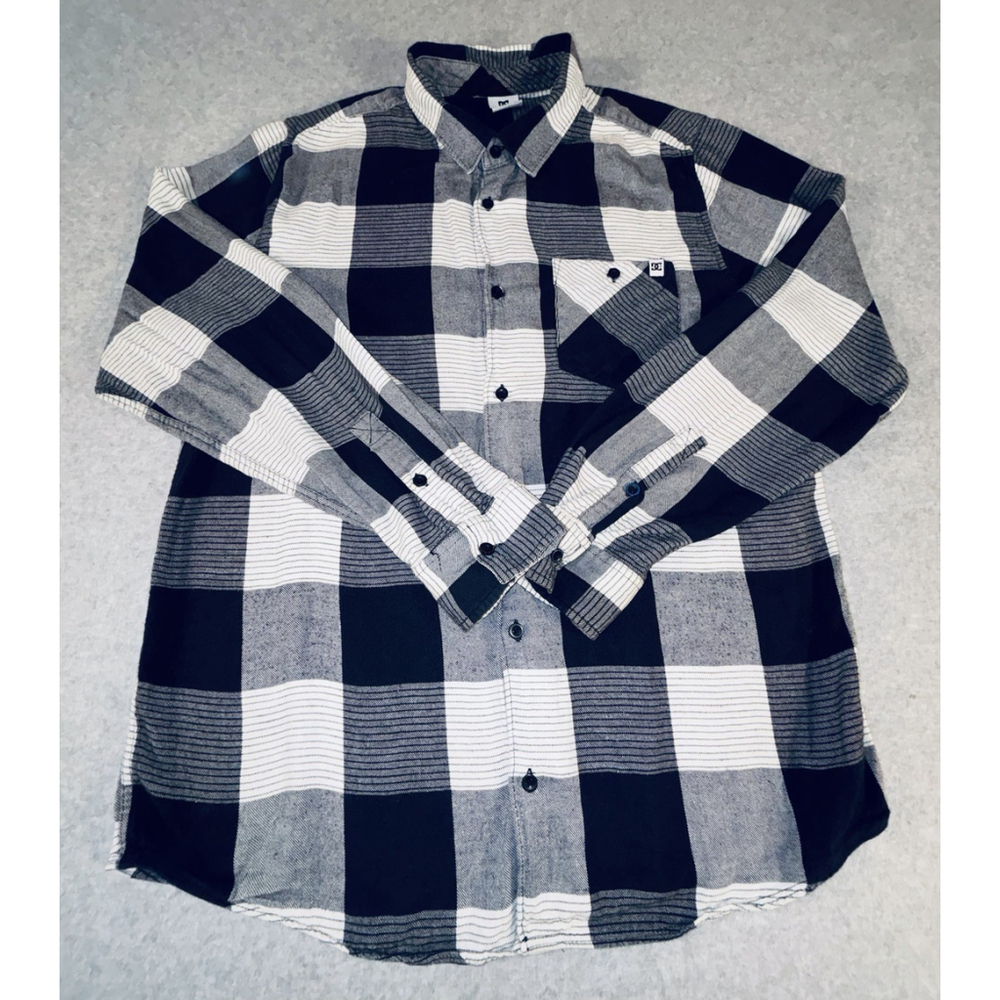 DC Shoes Plaid Flannel Shirt Mens Large Black Gray Buffalo Plaid Skate
